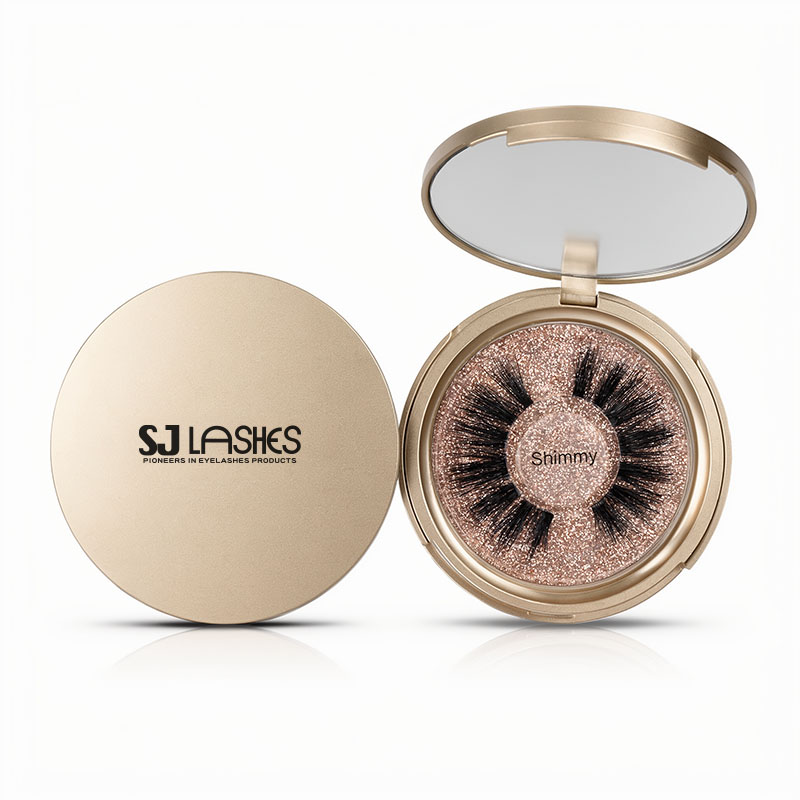 Is Your Lash Packaging Holding Your Brand Back? Discover the Beauty of the Gold Mirror Compact!