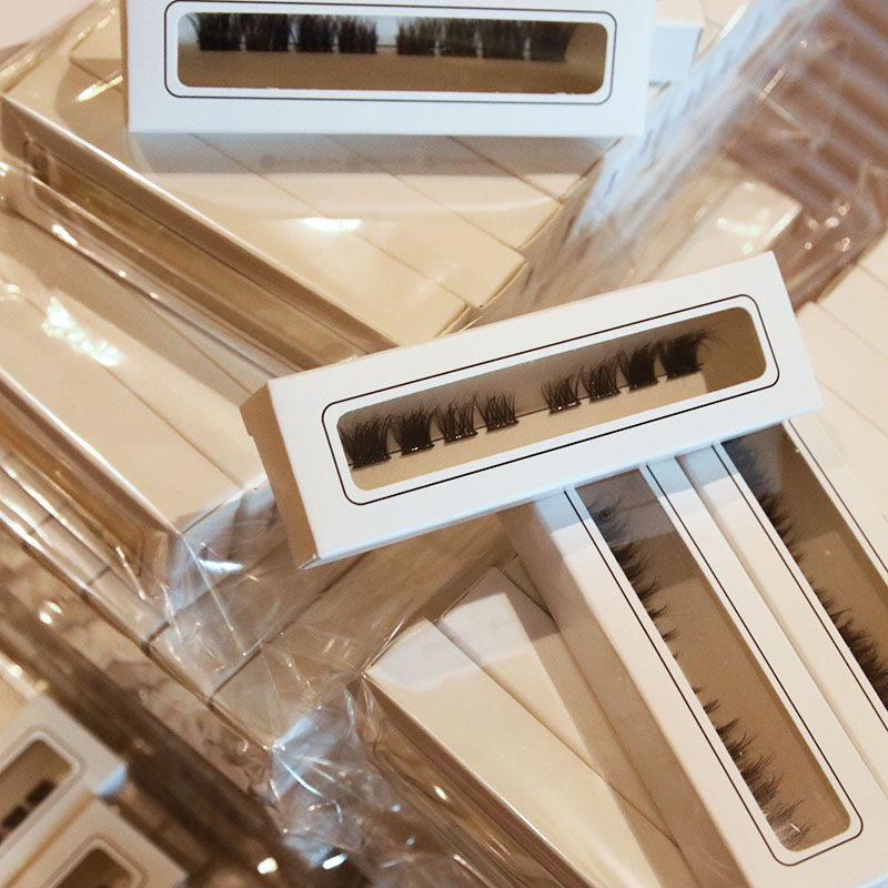 Want Higher Conversions for No-Glue Lash Segments? Does a Single-Row Skylight Window Box Make Buyers Trust You Faster?cid=16