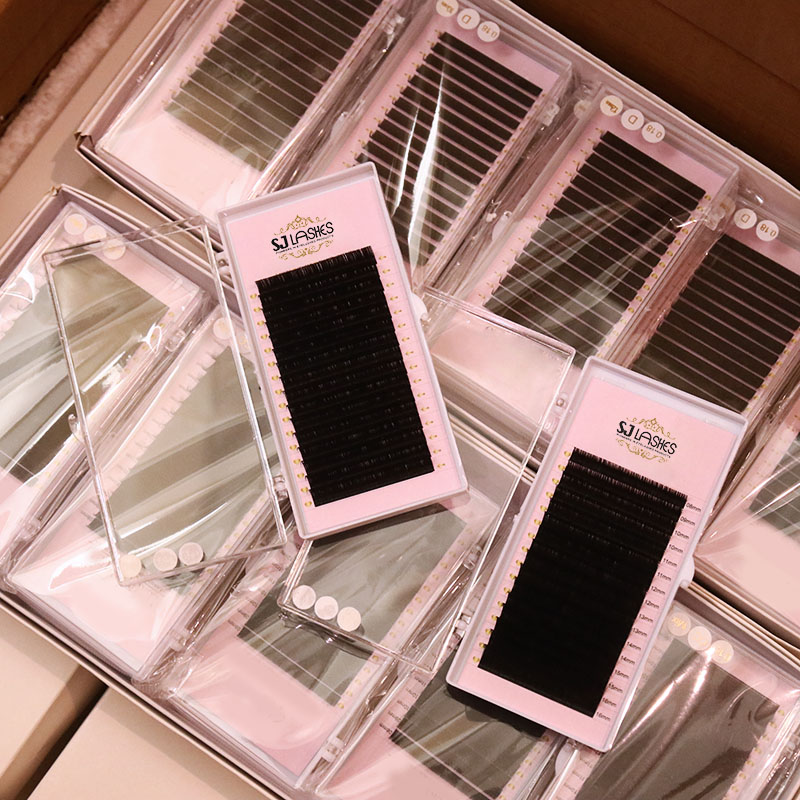 Dense Lash Back Cards vs Sealed Lash Packs 2026: The Salon Refill Guide