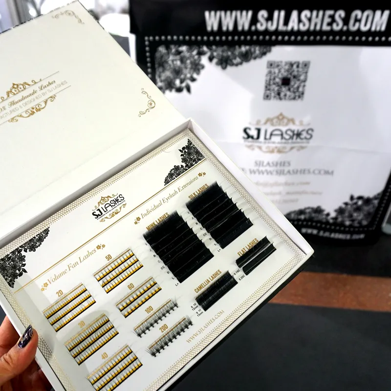 Private Label Eyelash Extension with Magnetic Closure Gift Box