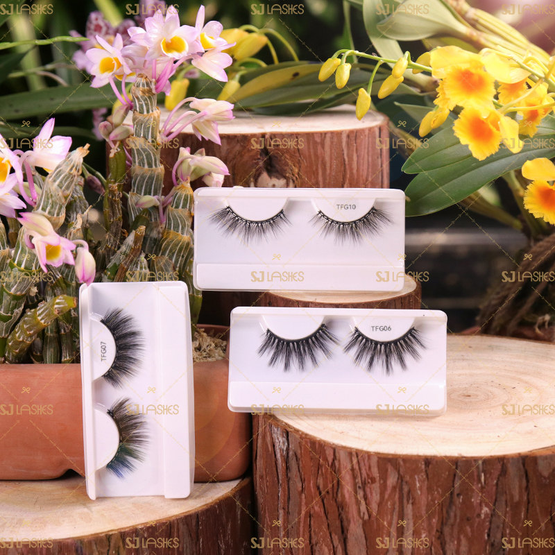 12 Magnets Vegan Silk Lashes #TFG07