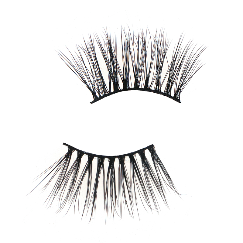 Cat-Eye Look Half Lashes #HMN23